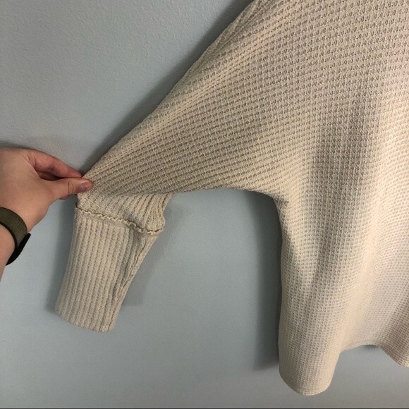 We The Free For Free People Beige Kitty Knit Thermal Size Medium - Picture 8 of 16